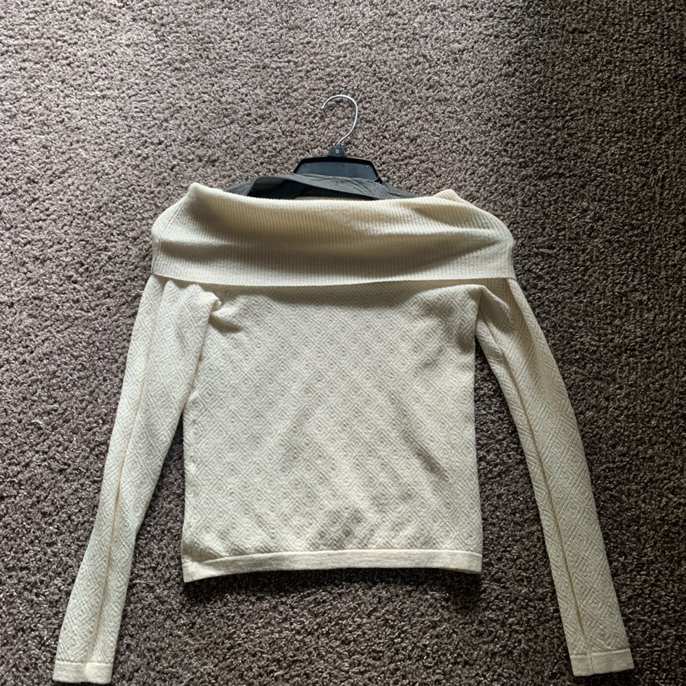 Kate Hill White Off-shoulder Sweater